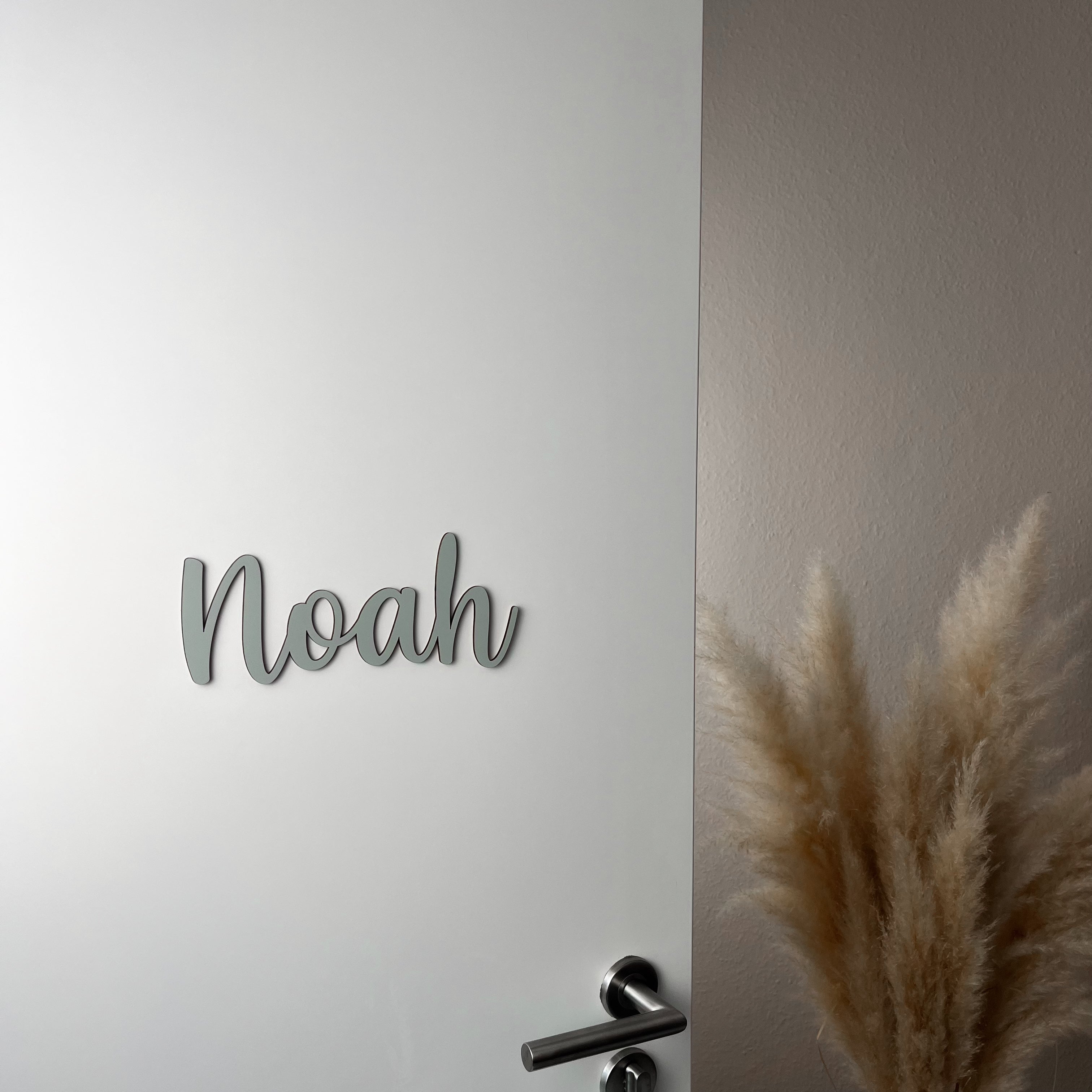 Personalisierbares Türschild aus Holz – Namensschild für Kinderzimmer (MG)