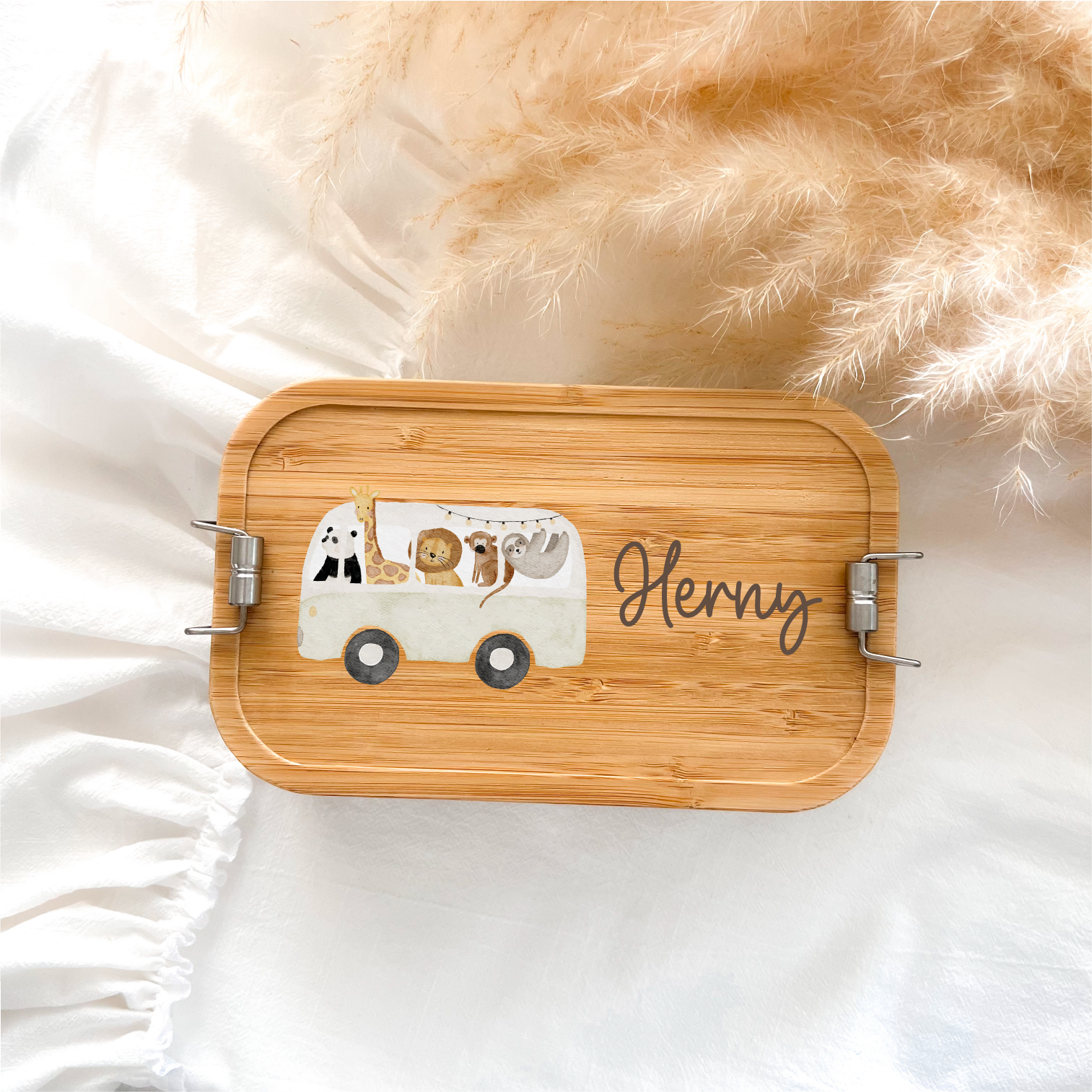 Personalisierte Brotdose aus Edelstahl & Bambus – mit liebevollen HejHanni-Motiven