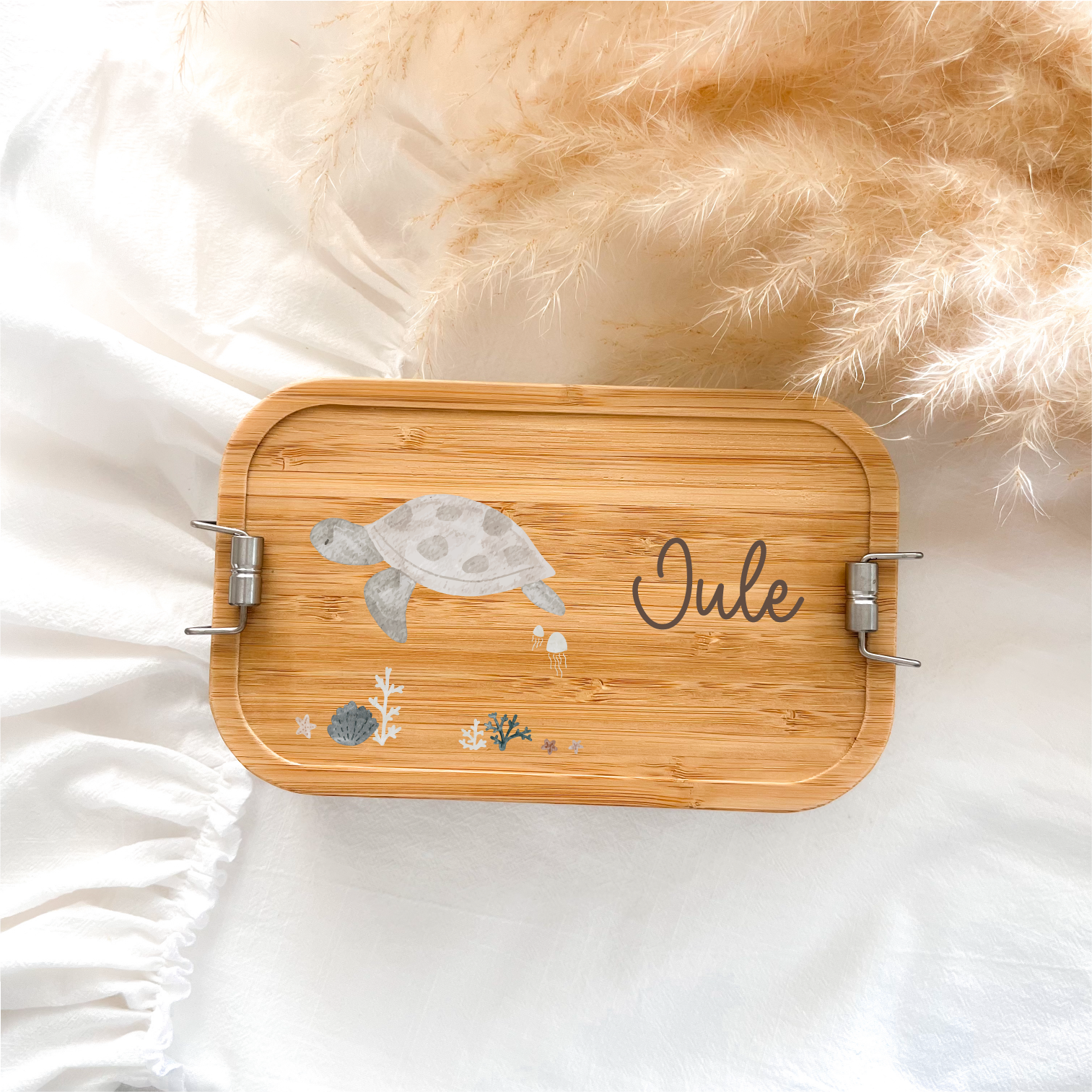 Personalisierte Brotdose aus Edelstahl & Bambus – mit liebevollen HejHanni-Motiven