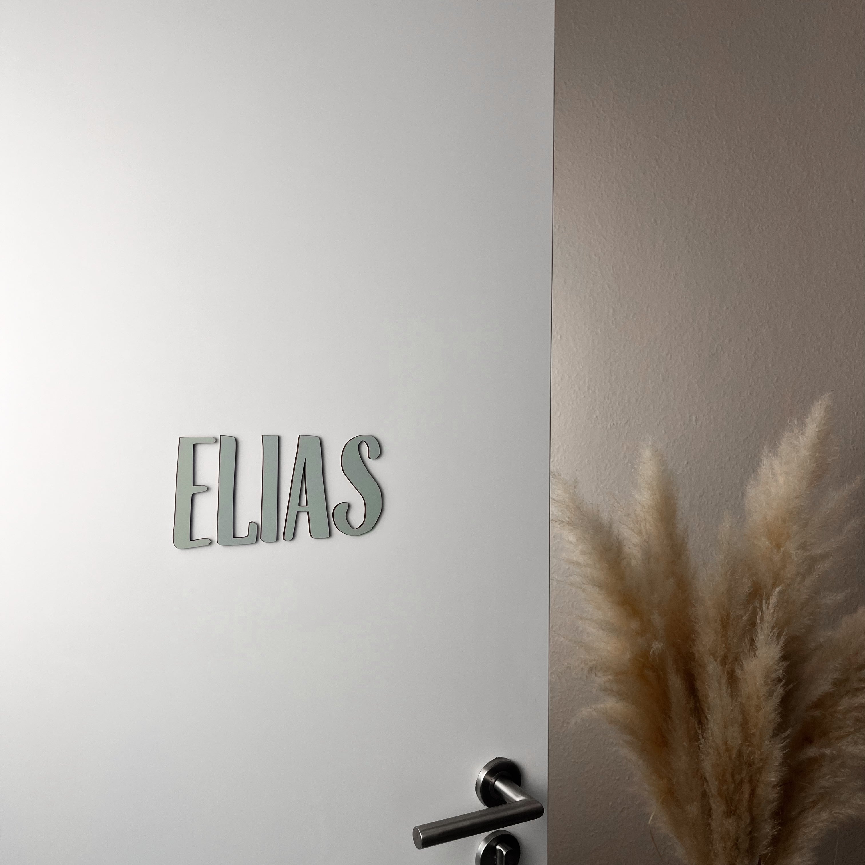 Buchstaben aus Holz – Personalisierbares Türschild für Kinderzimmer – Handgefertigte Namensschild-Deko