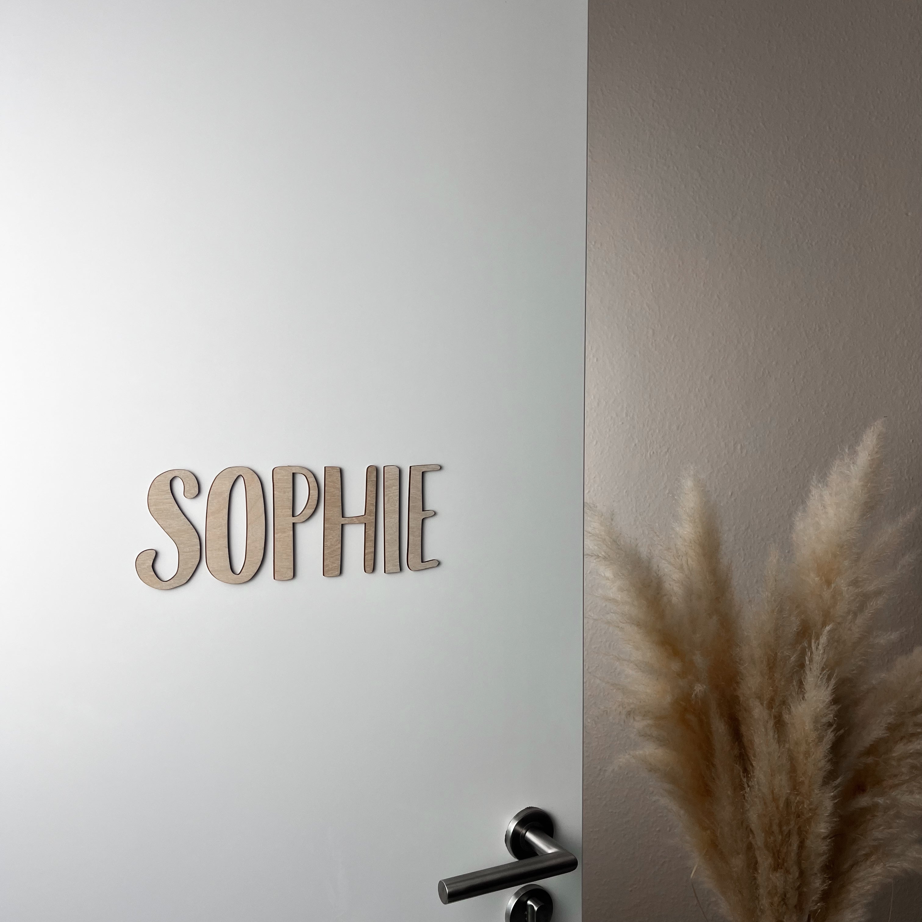 Buchstaben aus Holz – Personalisierbares Türschild für Kinderzimmer – Handgefertigte Namensschild-Deko