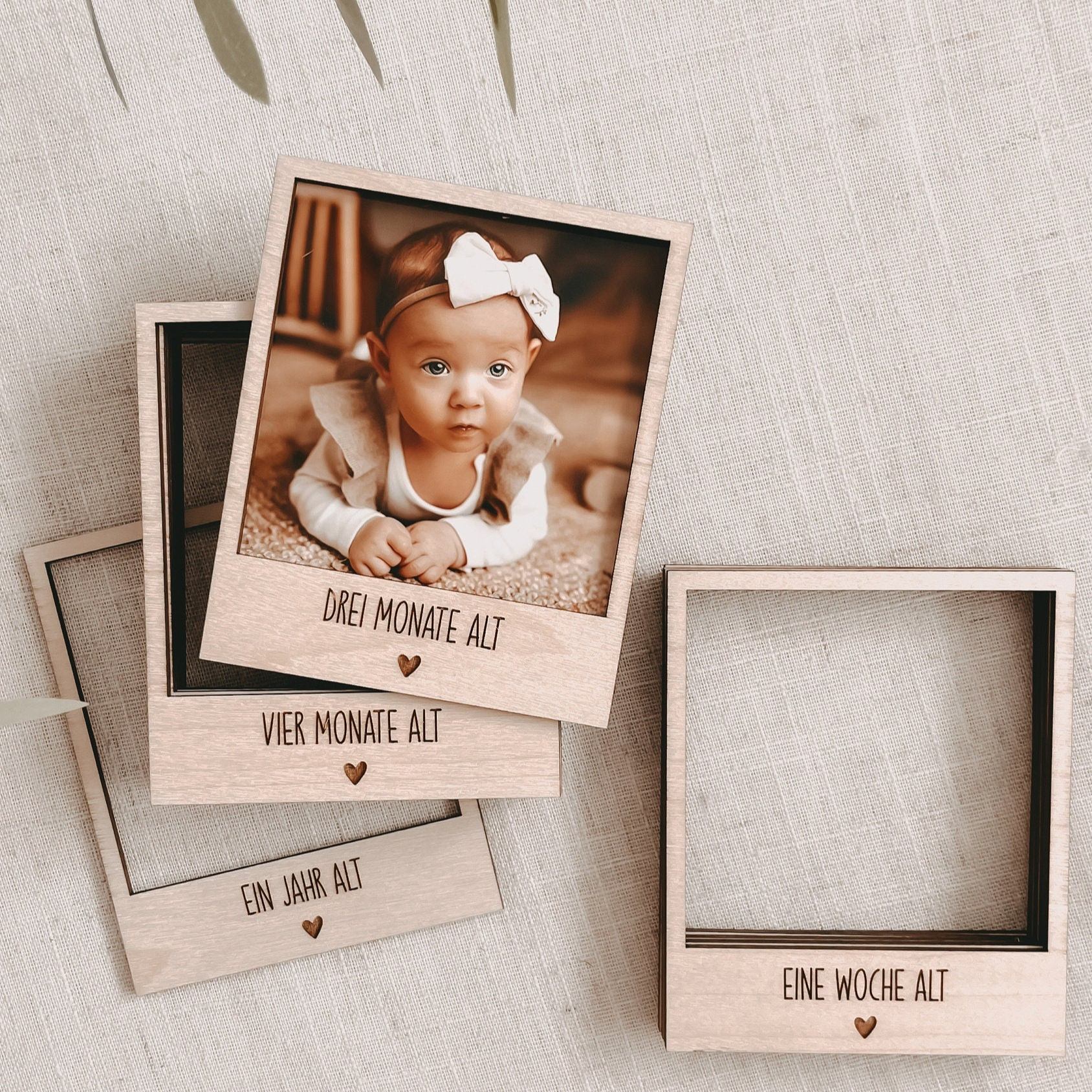 Personalisierte Meilensteinkarten aus Holz im Polaroid-Stil – Handgefertigte Erinnerungsrahmen für Babys erstes Jahr